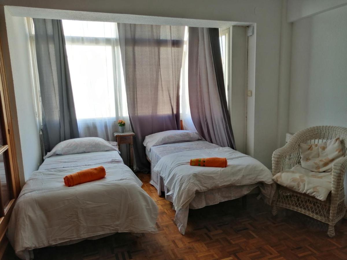 Rooms Estacion Аликанте Екстериор снимка